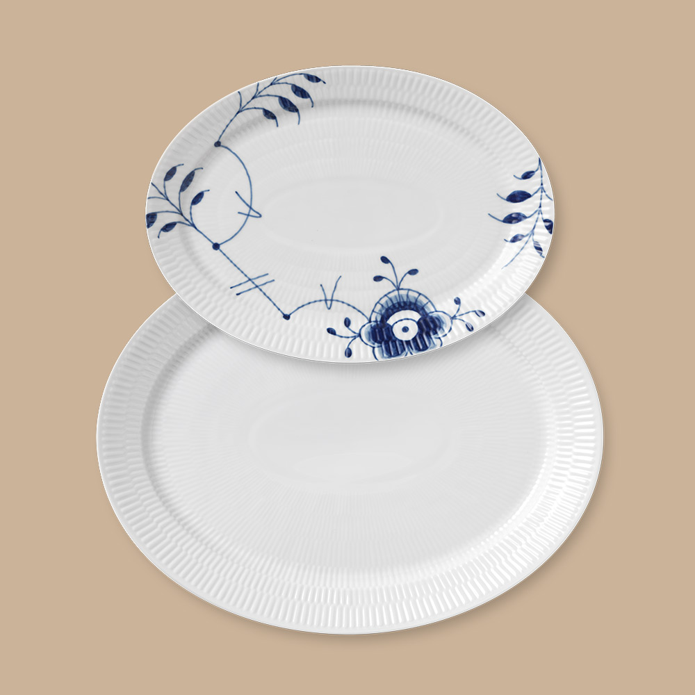 Blå mega fad & hvid riflet fad