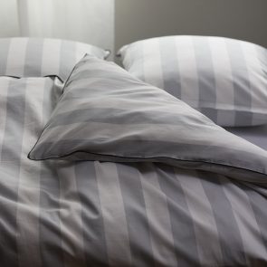 36438-Ray-Sengetoej-Cloud-Grey_Soedahl_Firmajulegaver_1