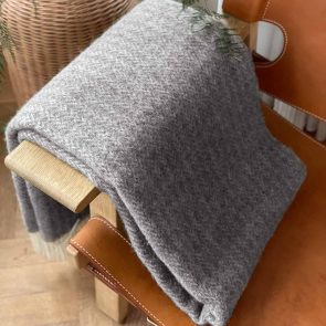 5740012103065_75000_Hope-Throw_Grey_Elvang_Firmajulegaver_1